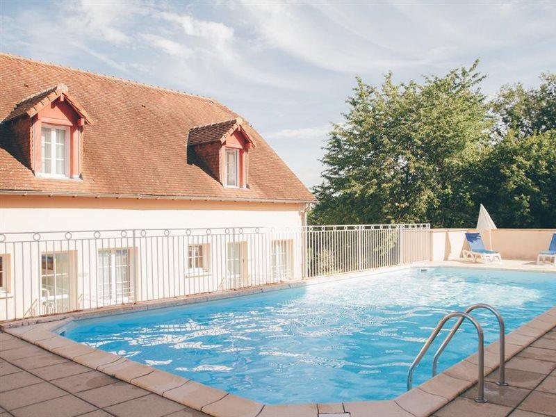 Terres De France - Appart'Hotel La Roche-Posay Exterior foto